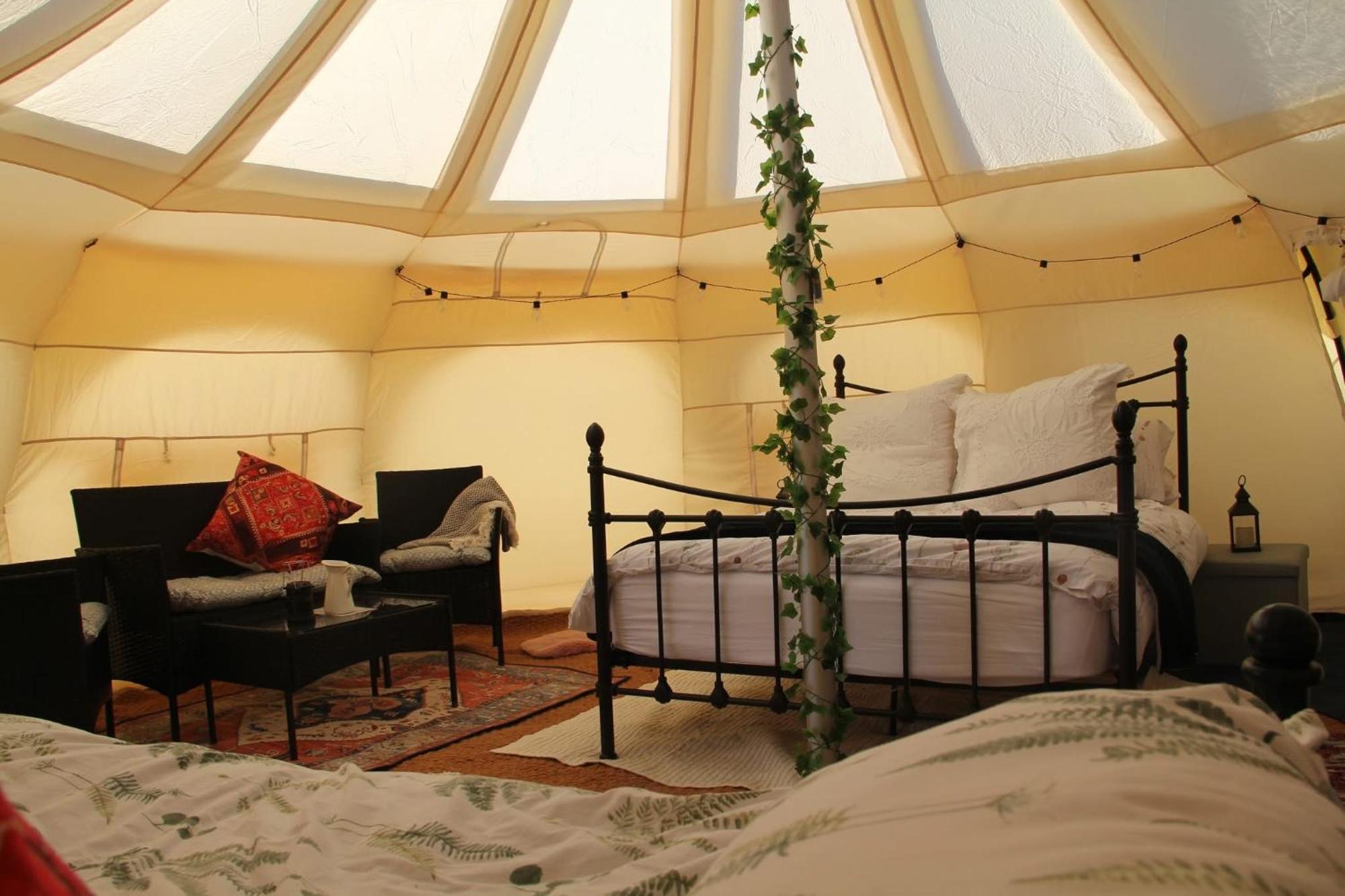 Tal-Y-Fan Farm 6M Stargazer Tent Бридженд Екстериор снимка
